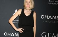 Naomi Watts a épousé un acteur, elle confirme avec une photo de la cérémonie intime