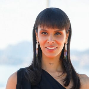 Shy'm (Tamara Marthe) au photocall de la série "Cannes confidential" lors de la 5ème saison du festival International des Séries "Canneseries" à Cannes le 5 avril 2022. © Denis Guignebourg / Bestimage 