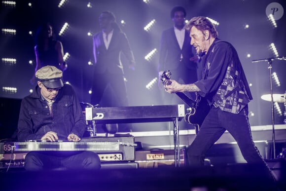 Exclusif - Philippe Almosnino - Johnny Hallyday en concert au POPB AccorHotels Arena à Paris. Le 27 novembre 2015 © Wino / Bestimage 