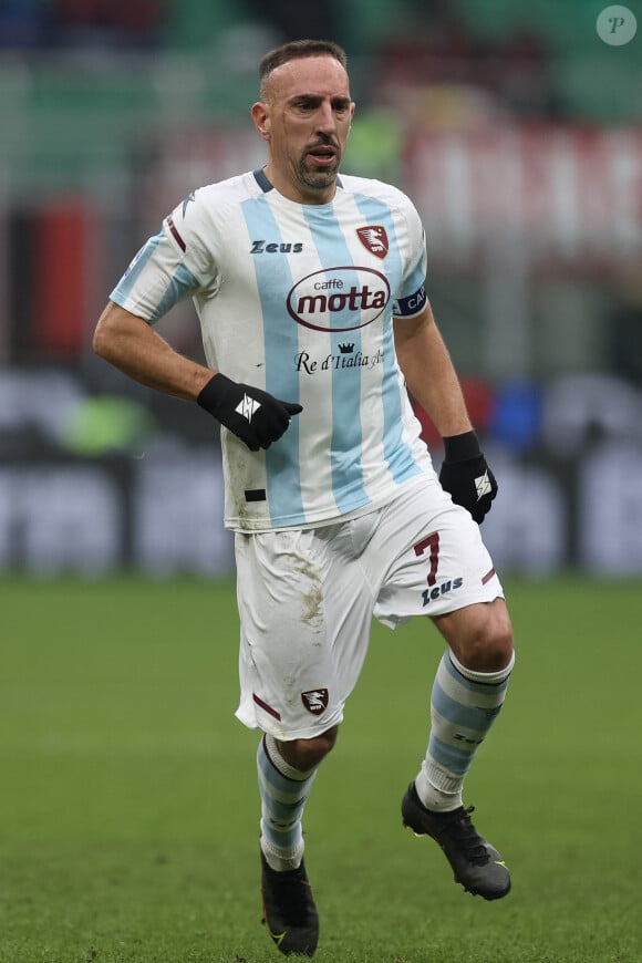 Franck Ribery (US Salernitana 1919) lors du match de Serie A opposant l'AC Milan à l'US Salernitana au stade San Siro, à Milan, Italie, le 4 décembre 2021. © Francesco Scaccianoce/LPS/Zuma Press/Bestimage