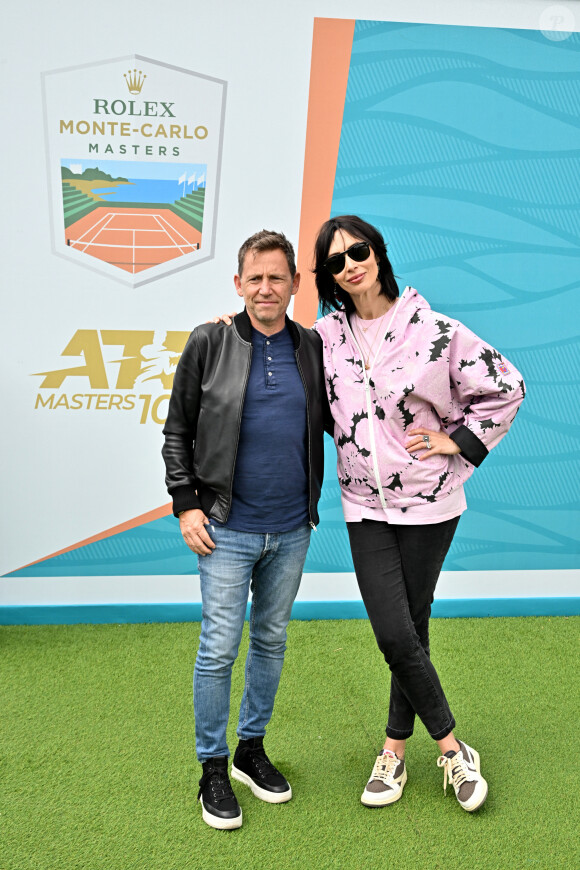 Daniel Riolo et sa compagne Géraldine Maillet - Célébrités en tribune lors du tournoi Rolex Monte Carlo Masters 2023 à Roquebrune-Cap-Martin le 15 avril 2023. © Bruno Bebert/Bestimage