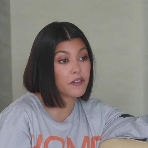 Kourtney Kardashian - La famille Kardashian dans un épisode de la série "The Kardashians".