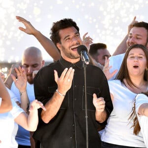 Soirée riche en émotions sur TF1. 
Exclusif - Amir Haddad - Enregistrement de l'émission "La chanson de l'année" dans les Arènes de Nîmes, diffusée sur TF1. © Bruno Bebert-Christophe Clovis / Bestimage