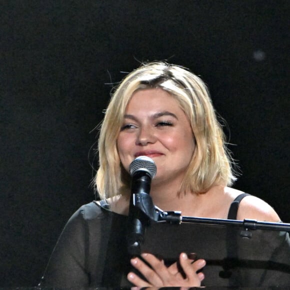 Exclusif - Louane Emera - Enregistrement de l'émission "La chanson de l'année" dans les Arènes de Nîmes, diffusée le 17 juin sur TF1. © Bruno Bebert-Christophe Clovis / Bestimage