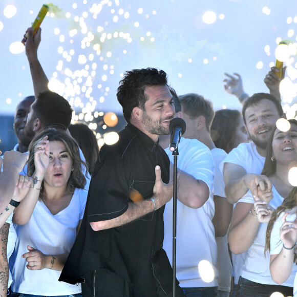 Exclusif - Amir Haddad - Enregistrement de l'émission "La chanson de l'année" dans les Arènes de Nîmes, présentée par N.Aliagas et diffusée le 17 juin sur TF1 © Bruno Bebert-Christophe Clovis / Bestimage 