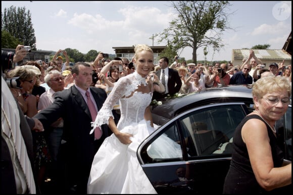 Mariage civil d'Elodie Gossuin et Bertrand Lacherie dans la mairie de Trosly-Breuil le 1er juillet 2006.