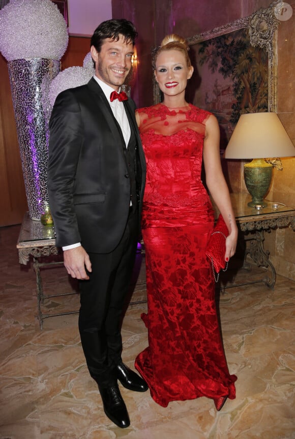 Elodie Gossuin et son mari Bertrand Lacherie - 38ème édition de la cérémonie des Best au Salon Hoche à Paris le 15 décembre 2014. 