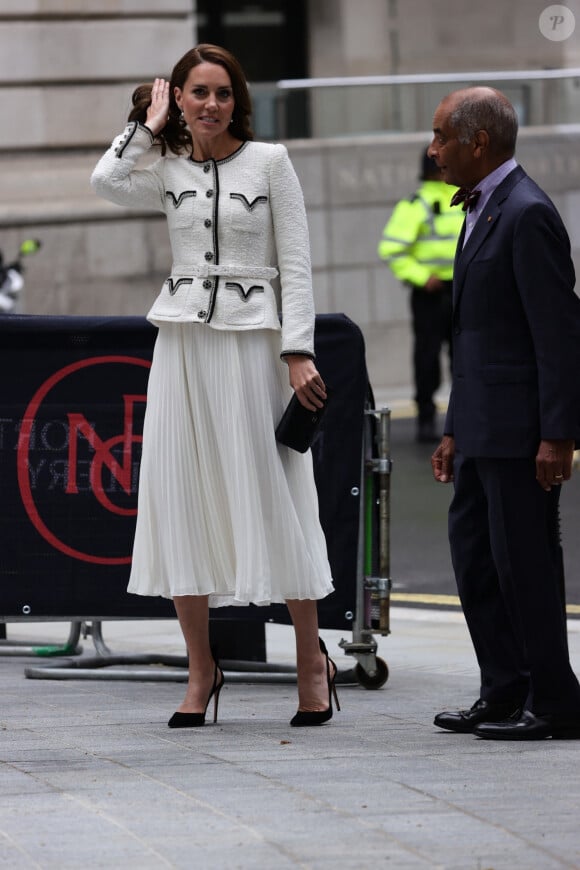 Catherine (Kate) Middleton, princesse de Galles, arrive à la réouverture de la National Portrait Gallery à Londres, Royaume-Uni, le 20 juin 2023. 