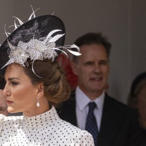 Après une première tenue déjà réussie pour l'Ordre de la Jarretière. 
Catherine (Kate) Middleton, princesse de Galles, lors du service annuel de l'ordre de la jarretière à la chapelle St George du château de Windsor, le 19 juin 2023. 