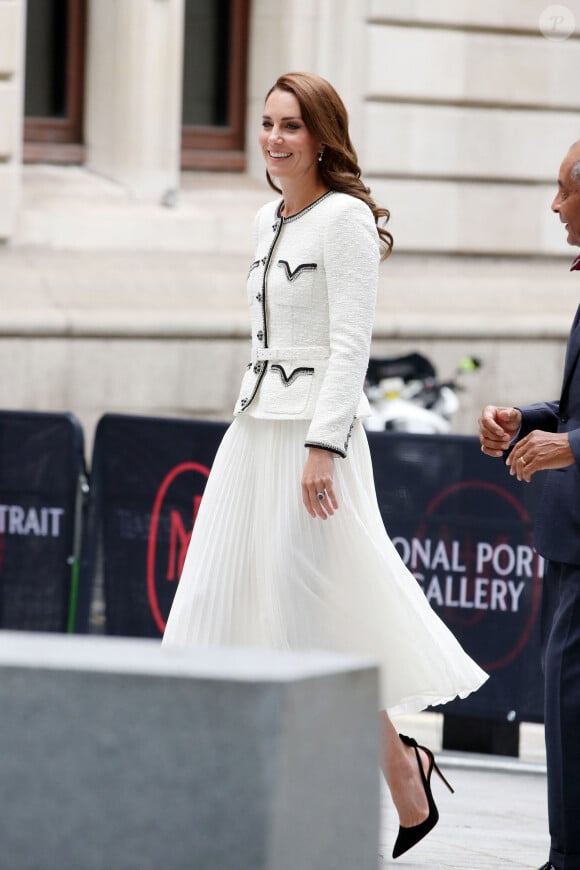 Catherine (Kate) Middleton, princesse de Galles, arrive à la réouverture de la National Portrait Gallery à Londres, Royaume-Uni, le 20 juin 2023. 