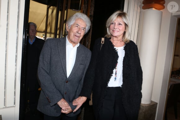 Philippe Gildas et sa femme Maryse - Le prix Goncourt a été attribué à Mathias Enard pour "Boussole" (Acte Sud) au restaurant Drouant à Paris le 3 novembre 2015.