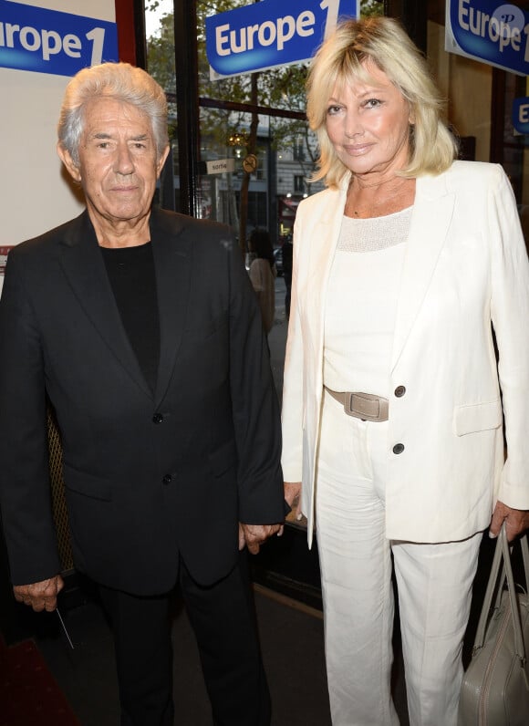 Maryse et Philippe Gildas - Générale du spectacle de Muriel Robin "Robin Revient Tsoin Tsoin" au Théâtre de la porte Saint-Martin à Paris, le 23 septembre 2013.