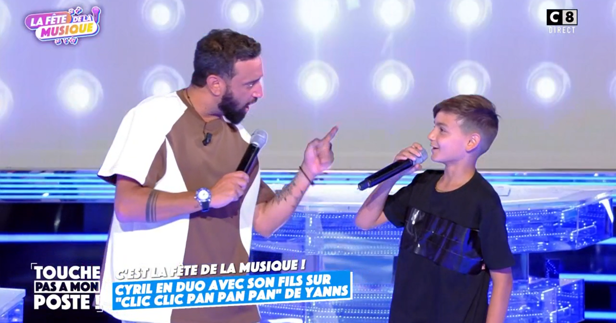 Cyril Hanouna Apparition Surprise De Son Fils Lino Sur Le Plateau De Tpmp Le Duo Performe En