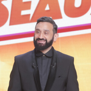 Exclusif - Cyril Hanouna - Sur le plateau de l'émission TPMP (Touche Pas à Mon Poste) présentée en direct par C.Hanouna et diffusée sur C8 - Paris le 02/01/2023 - © Jack Tribeca / Bestimage