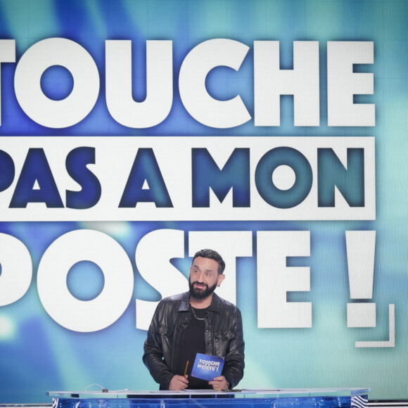 Exclusif - Cyril Hanouna - Sur le plateau de l'émission TPMP (Touche Pas à Mon Poste) présentée en direct par C.Hanouna et diffusée sur C8 à Paris le 7 mars 2023. © Jack Tribeca / Bestimage