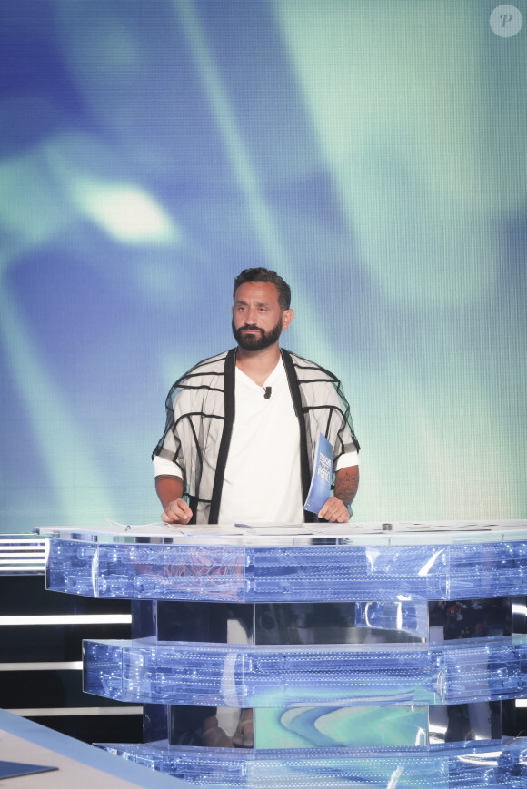 Exclusif - Cyril Hanouna sur le plateau de l'émission TPMP (Touche Pas à Mon Poste) présentée par C.Hanouna et diffusée en direct sur C8 à Paris, France, le 31 mai 2023. © Jack Tribeca/Bestimage 