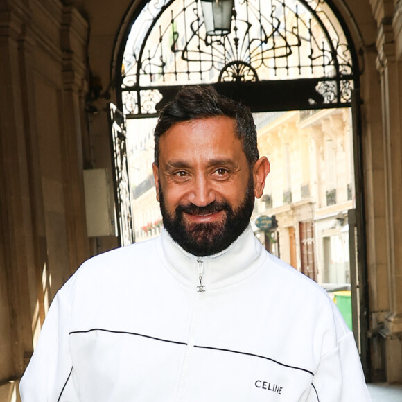 Cyril Hanouna à la cérémonie de remise des prix pédagogiques pour l'Océan de la Maud Fontenoy Foundation le 8 juin 2023 au coeur du magnifique Théâtre de l'Oeuvre. 300 enfants ont participé aux programmes de la fondation. Plus d'un million d'enfants déjà sensibilisés à la préservation de l'Océan. La fondation assure aussi une mission, en partenariat avec le ministère de l'Éducation nationale, de relance des classes de mer à destination des zones d'éducation prioritaires. © Coadic Guirec / Bestimage