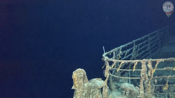 Ils ont tous signé pour cette exploration hors du commun aux abords de l'épave du mythique paquebot Titanic pour la modique somme de 250 000 dollars, une excursion qui pourrait virer au drame.
Épave du Titanic