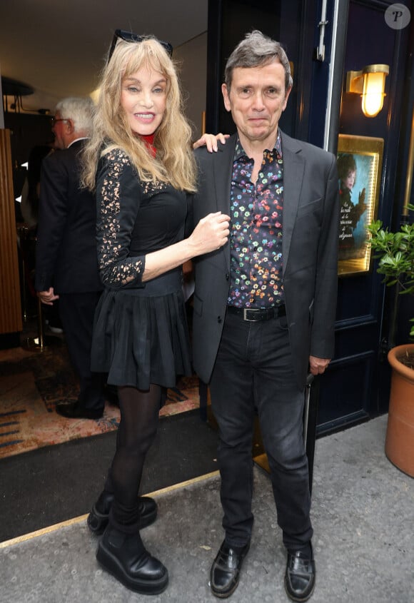 Arielle Dombasle et Jean-Marie Besset - Avant-première du film "Les Secrets de la princesse de Cadignan" au Silencio des Prés à Paris le 21 juin 2023. © Coadic Guirec/Bestimage