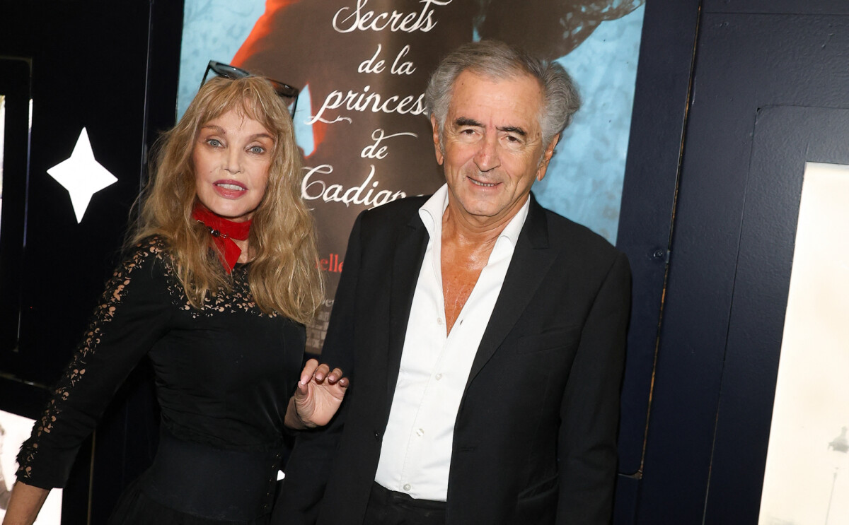 Photo : Bernard-Henri Lévy (BHL) et sa femme Arielle Dombasle - Avant