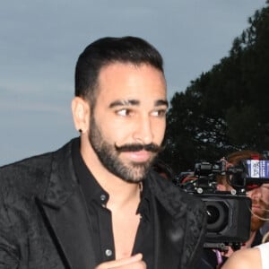 Pamela Anderson et son compagnon Adil Rami lors de la soirée Amber Lounge Monaco 2019 au profit de la fondation de Jackie Stewart "Race Against Dementia" à l'hôtel Méridien Beach Plaza à Monaco, le 24 mai 2019.