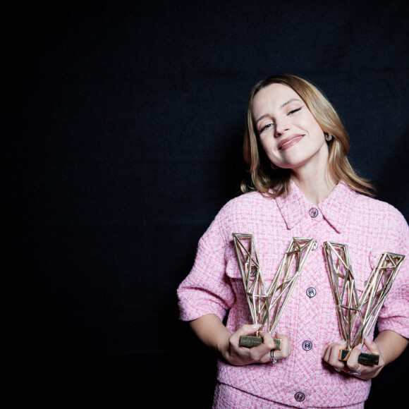 Exclusif - Angèle en backstage de la 38ème cérémonie des Victoires de la musique à la Seine musicale de Boulogne-Billancourt, France, le 10 février 2023. © Moreau-Veren/Bestimage 