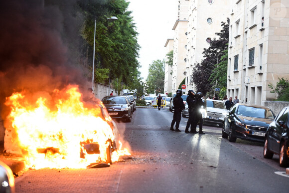Image des violences qui ont suivi la mort d'un jeune homme de 17 ans, Nahel, à Nanterre, entre le 27 et le 28 juin 2023