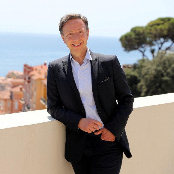 Exclusif - Stéphane Bern sur la terrasse du nouveau Musée National de Monaco pour l'exposition consacrée à l'artiste Christian Bérard (1902 – 1949) "Christian Bérard, Excentrique Bébé" à la Villa Paloma à Monaco, le 8 juillet 2022. © Jean-François Ottonello/Nice Matin/Bestimage