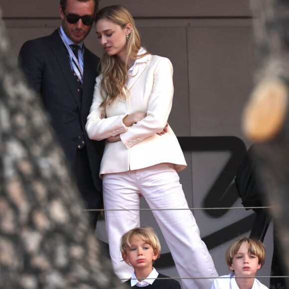 Pierre Casiraghi, sa femme Beatrice Borromeo et leurs enfants Stefano et Francisco - 6ème Monaco E-Prix à Monaco, le 6 mai 2023. © Claudia Albuquerque/Bestimage 