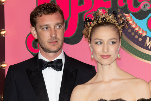 Pierre Casiraghi et Beatrice Borromeo - Arrivée de la famille princière au Bal de la Rose 2023 sur le thème "Bollywood" à la salle des étoiles à Monaco le 25 mars 2023. © Olivier Huitel / Pool / Bestimage 