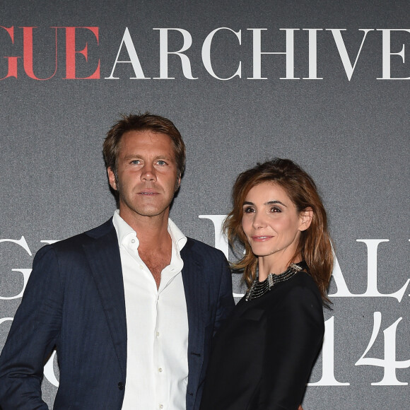 Victor-Emmanuel a vu son fils, Emmanuel-Philibert de Savoie souffrir en son nom.
Le prince Emmanuel Philibert de Savoie et Clotilde Courau (princesse de Savoie) - Photocall de la soirée "Vogue 50 Archive" à Milan. Le 21 septembre 2014 