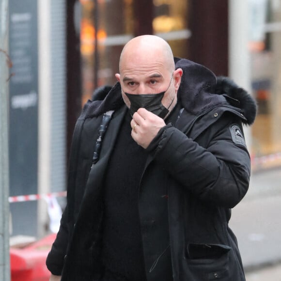 Vincent Moscato - Arrivées - Cérémonie religieuse en hommage au joueur Christophe Dominici en l'église Saint-Cécile à Boulogne-Billancourt le 2 décembre 2020