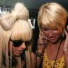 Paris Hilton et Lady Gaga ont été dans la même école catholique ! Aujourd'hui, elles n'ont plus que leur couleur de cheveux en commun... et encore ! 