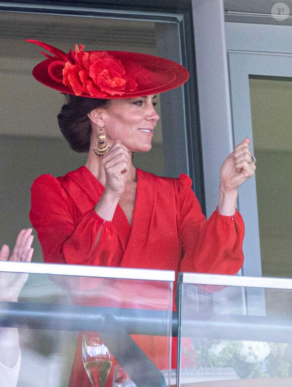 Kate Middleton possède une certaine influence dans les décisions de Buckingham Palace
Sophie Rhys-Jones, duchesse d'Edimbourg, Catherine (Kate) Middleton, princesse de Galles - La famille royale britannique au meeting hippique Royal Ascot à Ascot. 