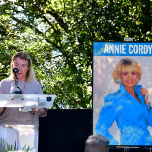 Michèle Lebon la nièce d'Annie Cordy - Obsèques de Annie Cordy sur la Butte Saint-Cassien à Cannes le 12 septembre 2020. © Bruno Bebert/Bestimage