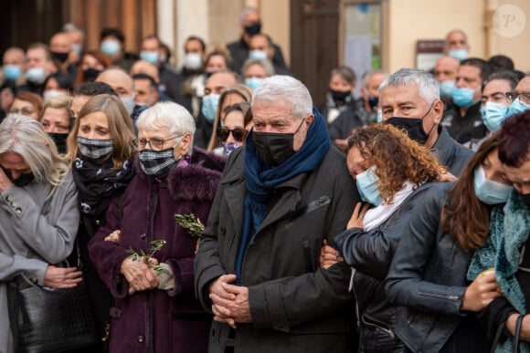 Jean-Marie Dominici ( père de Christophe) - Sorties - Obsèques du rugbyman Christophe Dominici en l'église Saint-Louis de Hyères le 4 décembre 2020 © Patrick Carpentier / Bestimage