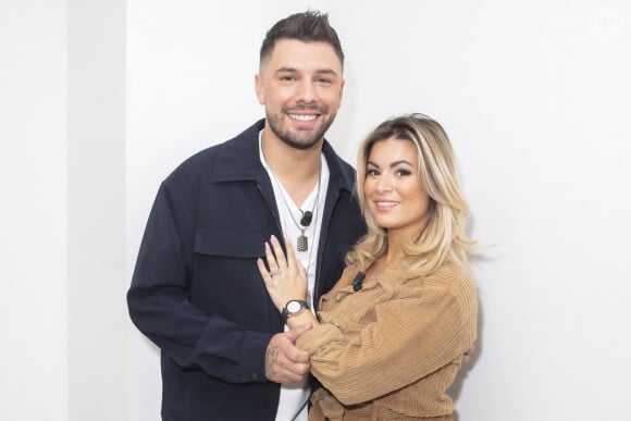 Mais son ex-mari, Kevin Guedj, est déjà de nouveau en couple.
Exclusif - Kevin Guedj, Carla Moreau - Backstage de l'enregistrement de l'émission "Touche Pas à Mon Poste (TPMP)", présentée par C.Hanouna et diffusée sur C8 le 5 novembre © Jack Tribeca / Bestimage