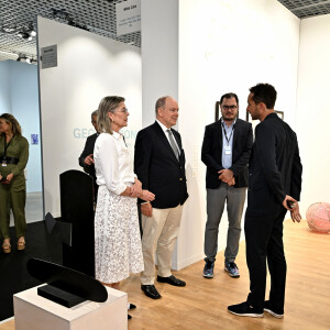 Ils ont pu découvrir des oeuvres internationales
Exclusif - Le prince Albert II de Monaco et sa soeur la princesse Caroline de Hanovre ont visité la 7ème édition d'artmonte-carlo au Grimaldi Forum à Monaco, le 7 jullet 2023.