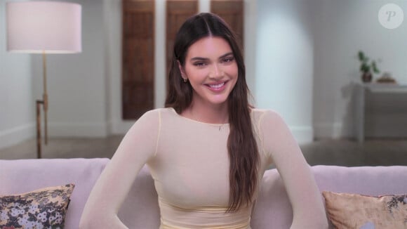 Le Daily Mail a repéré une étonnante vidéo postée sur TikTok. 
Kendall Jenner dans un nouvel épisode de la télé-réalité "The Kardashians"à Los Angeles