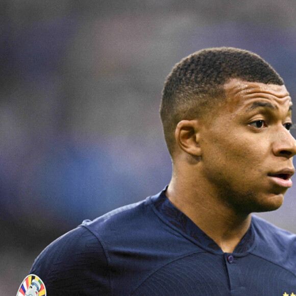 Kylian Mbappé à un match de qualifications de l'Euro2024 "France - Grèce (1-0)" au stade de France, le 19 juin 2023.