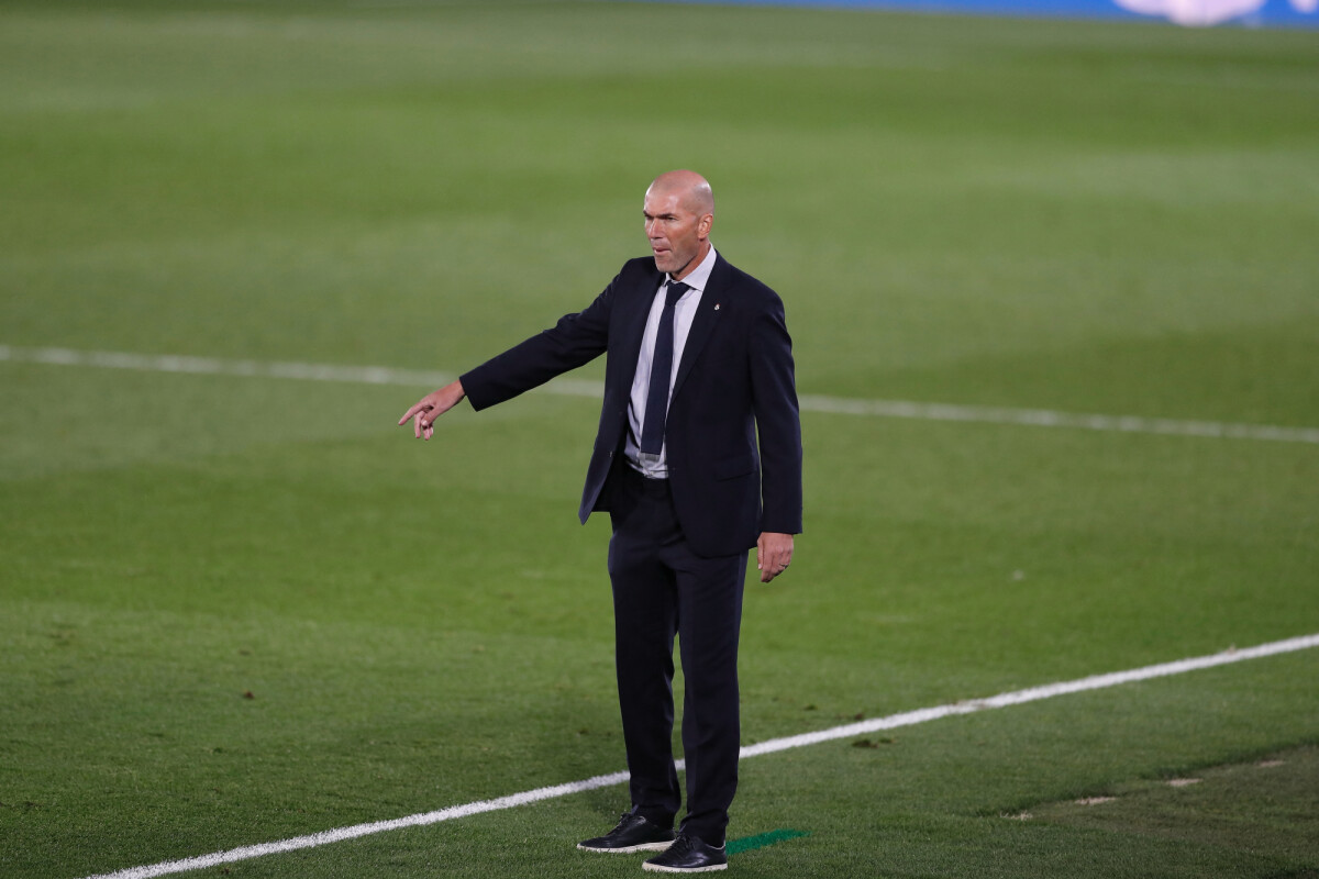 Photo Zinedine Zidane (Real) lors du Match de football Real Madrid CF