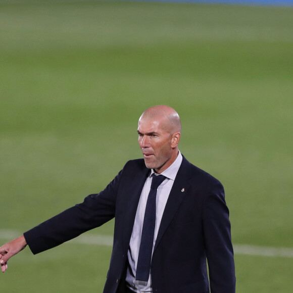 Zinedine Zidane (Real) lors du Match de football Real Madrid CF 2-3 Shakhtar Donetsk (UEFA Champions League) au Stade Alfredo-Di-Stéfano à Madrid, le 21 octobre 2020 