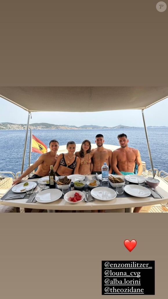 Le clan Zidane en vacances, la famille de Zinédine Zidane en met plein la vue aux internautes