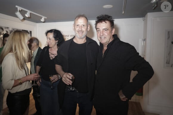 Exclusif - Stephane Torton (assistant de JM Basquiat), Antoine Verglas - Vernissage de l'exposition éphémère d'Antoine Verglas à la Galerie La Hune. Paris, le 4 juillet 2023. © Jack Tribeca/Bestimage