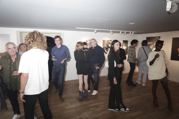 Exclusif - Vernissage de l'exposition éphémère d'Antoine Verglas à la Galerie La Hune. Paris, le 4 juillet 2023. © Jack Tribeca/Bestimage