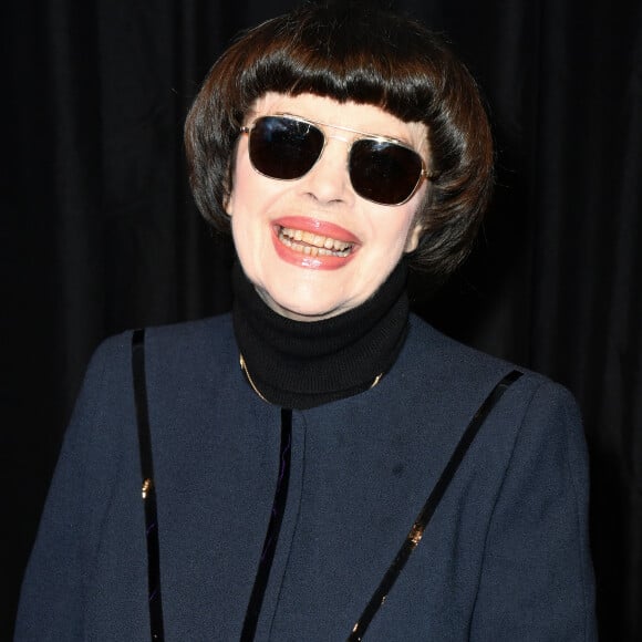 Elle a marqué les esprits avec des morceaux devenus cultes comme "Santa Maria de la mer".
Mireille Mathieu - Front row du défilé de mode prêt-à-porter automne-hiver 2023/2024 "Pierre Cardin" lors de la Fashion Week de Paris le 5 mars 2023. © Veeren - Christophe Clovis/Bestimage 