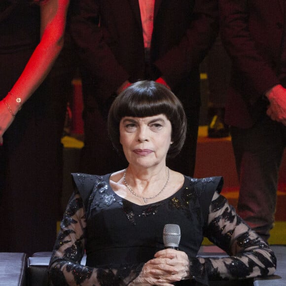 Exclusif - Mireille Mathieu - Hommage à Charles Aznavour lors de l'émission "Monsieur Aznavour", diffusée sur C8. Le 3 octobre 2019 © Jack Tribeca / Bestimage 