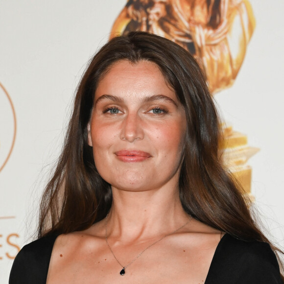 Laetitia Casta au photocall de la 33ème cérémonie des Molières aux Folies Bergère à Paris le 30 mai 2022. © Coadic Guirec / Bestimage 