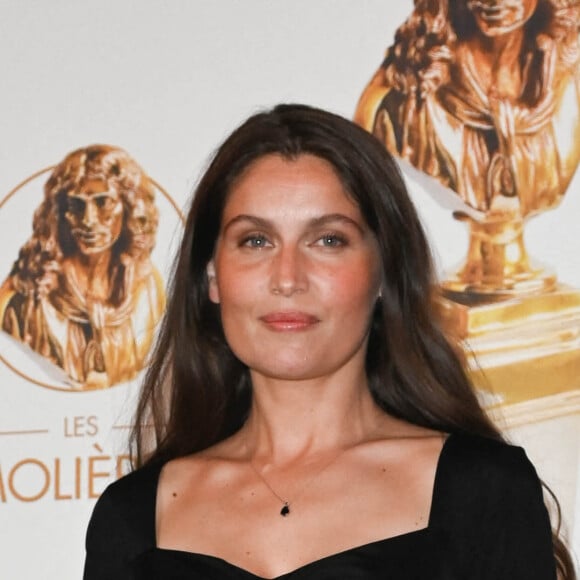 Laetitia Casta au photocall de la 33ème cérémonie des Molières aux Folies Bergère à Paris le 30 mai 2022. © Coadic Guirec / Bestimage 