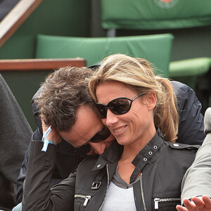 Anne-Sophie Lapix et son mari Arthur Sadoun - Jour 8 - People aux Internationaux de France de tennis de Roland Garros a Paris le 2 juin 2013.